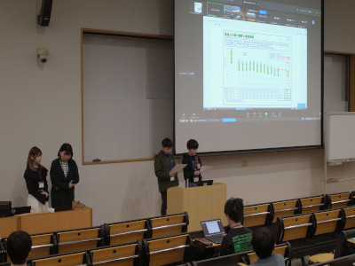 発表の様子1